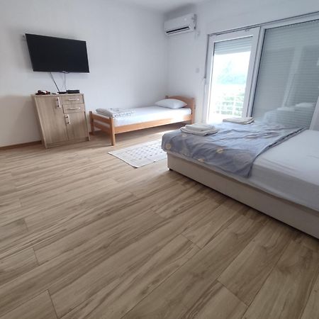 View Of The City - Studio Apartment 2 Mostar Bagian luar foto