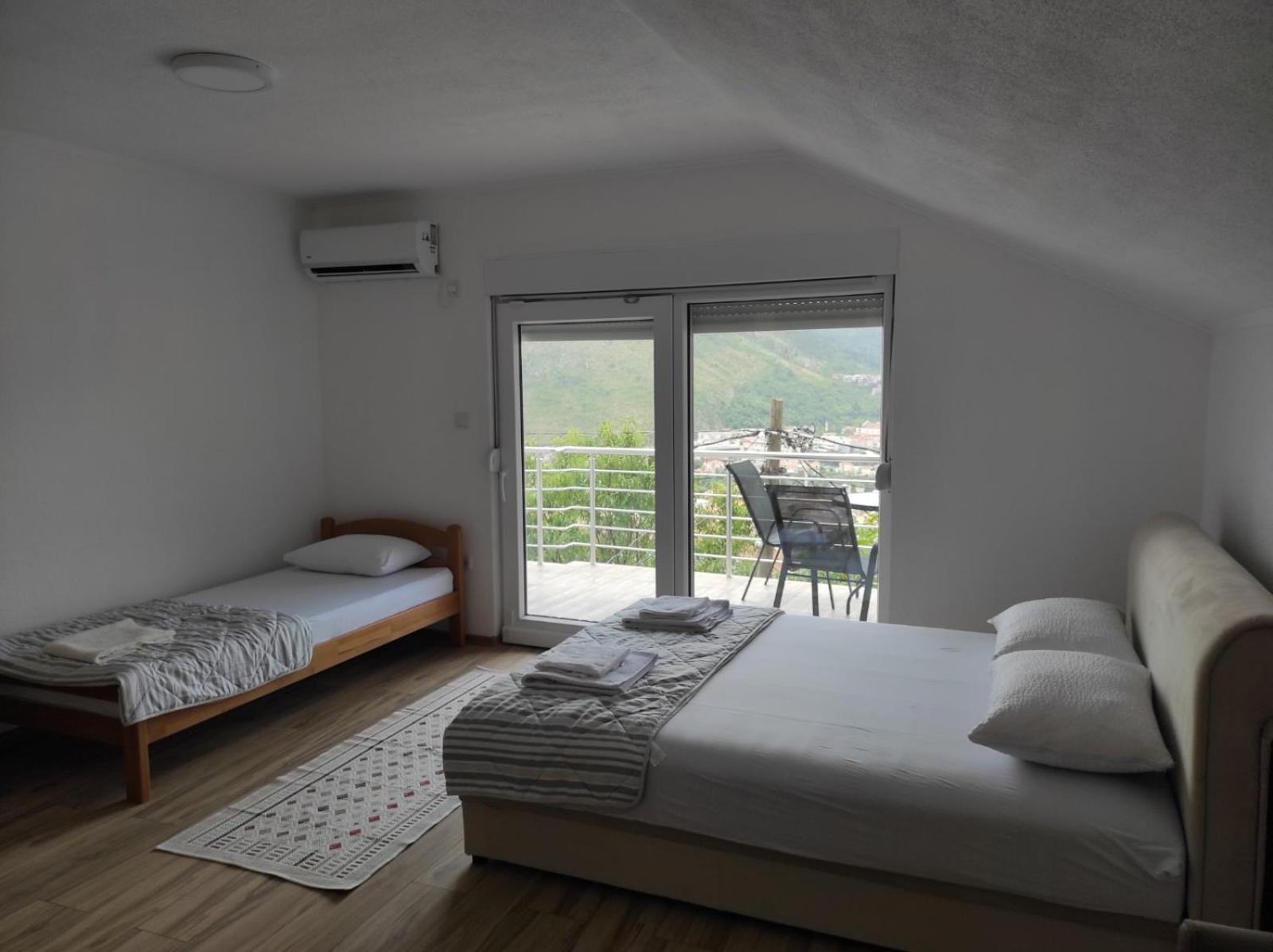 View Of The City - Studio Apartment 2 Mostar Bagian luar foto
